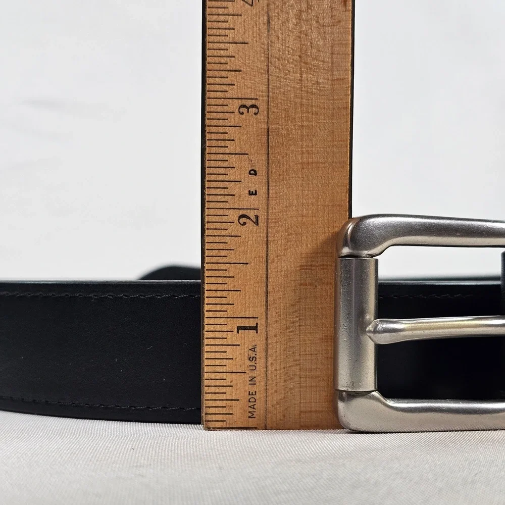 Duluth Trading Co Mens Black Leather Belt Solid Brass Buckle Size‎ 36 20345